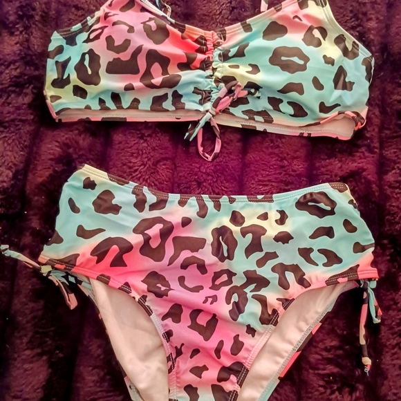 NEW Colorful Leopard Print Bikini Set - Picture 1 of 1